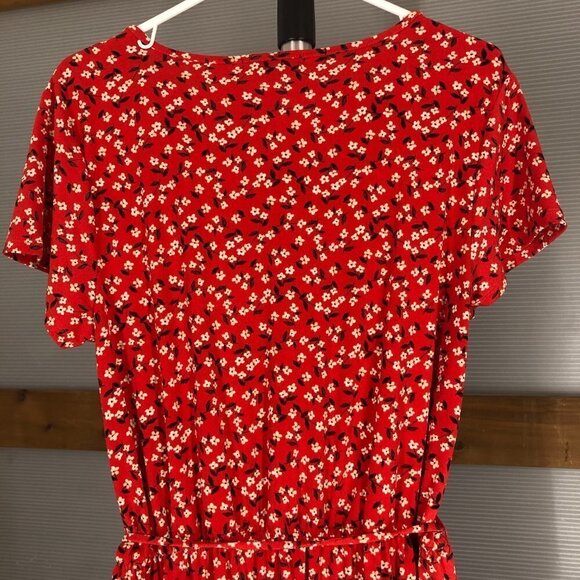BR Fcty Red White Floral Fit & Flare Flounce Hem Short Sleeve Dress Sz M - Picture 10 of 15